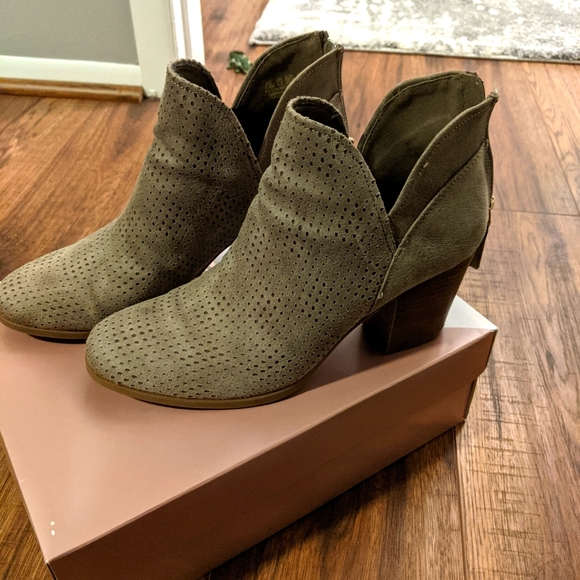 fergalicious bonus bootie